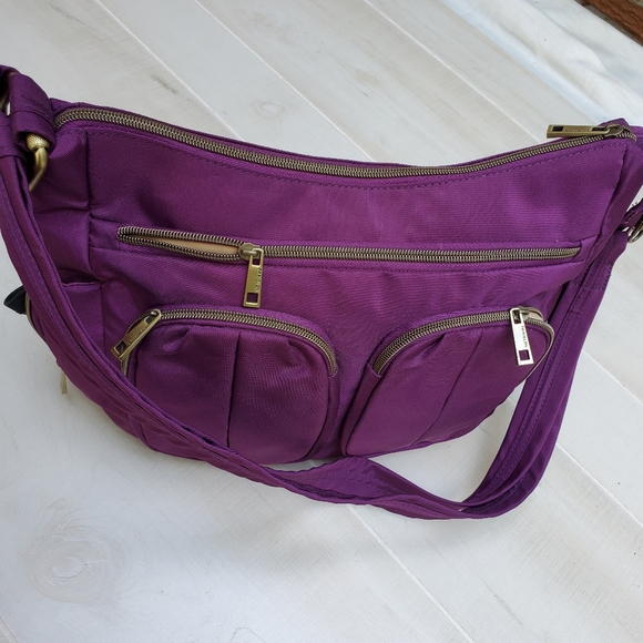 TRAVELON crossbody bag - Picture 9 of 10
